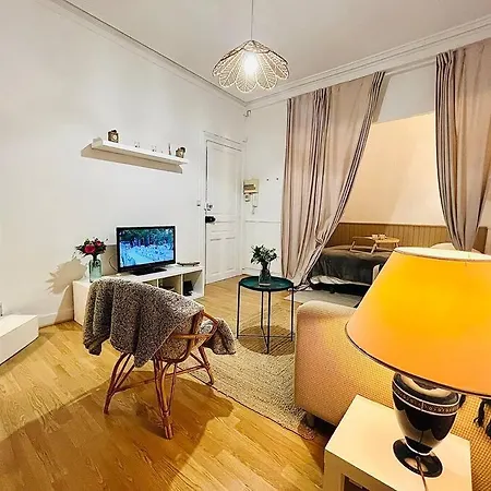 Appartement Chez Be : Centre-ville Et Gare